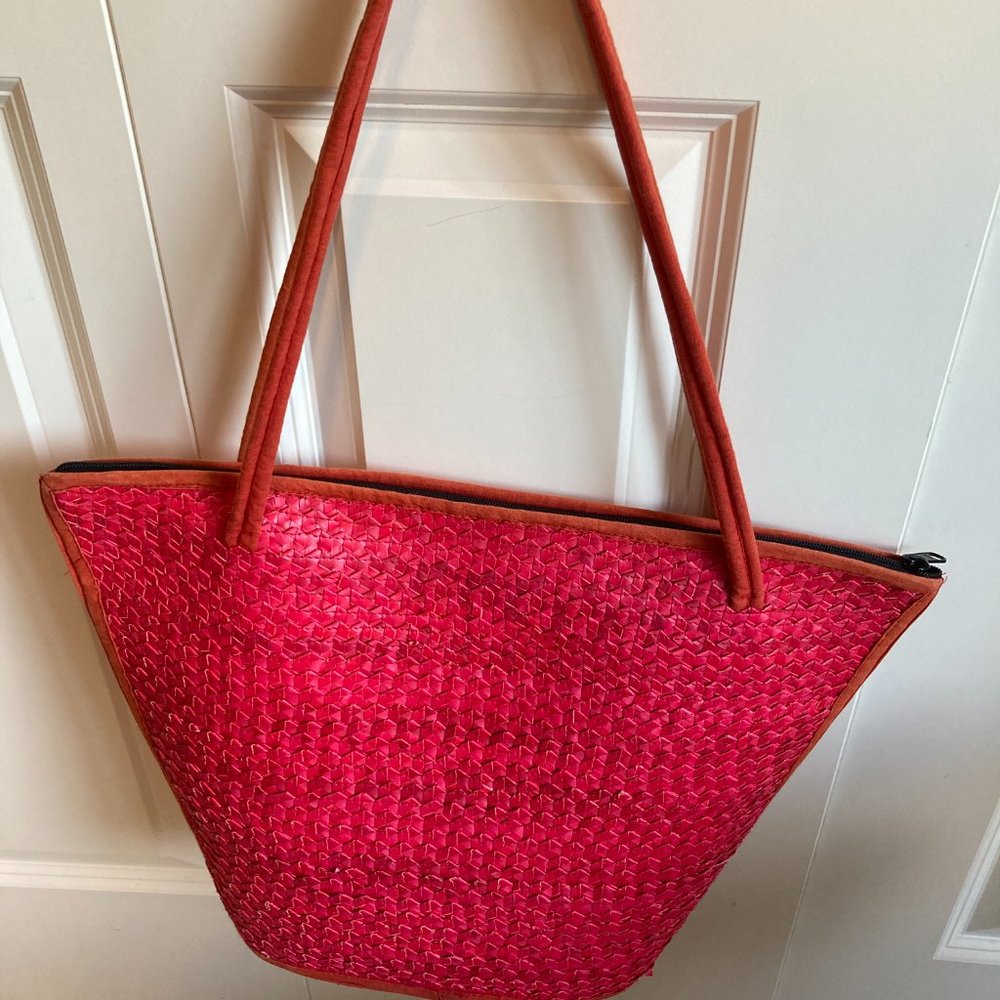 Vintage Woven Resin Wicker Basket Bag Market Beach Boho Cottage Tote Pink Zip